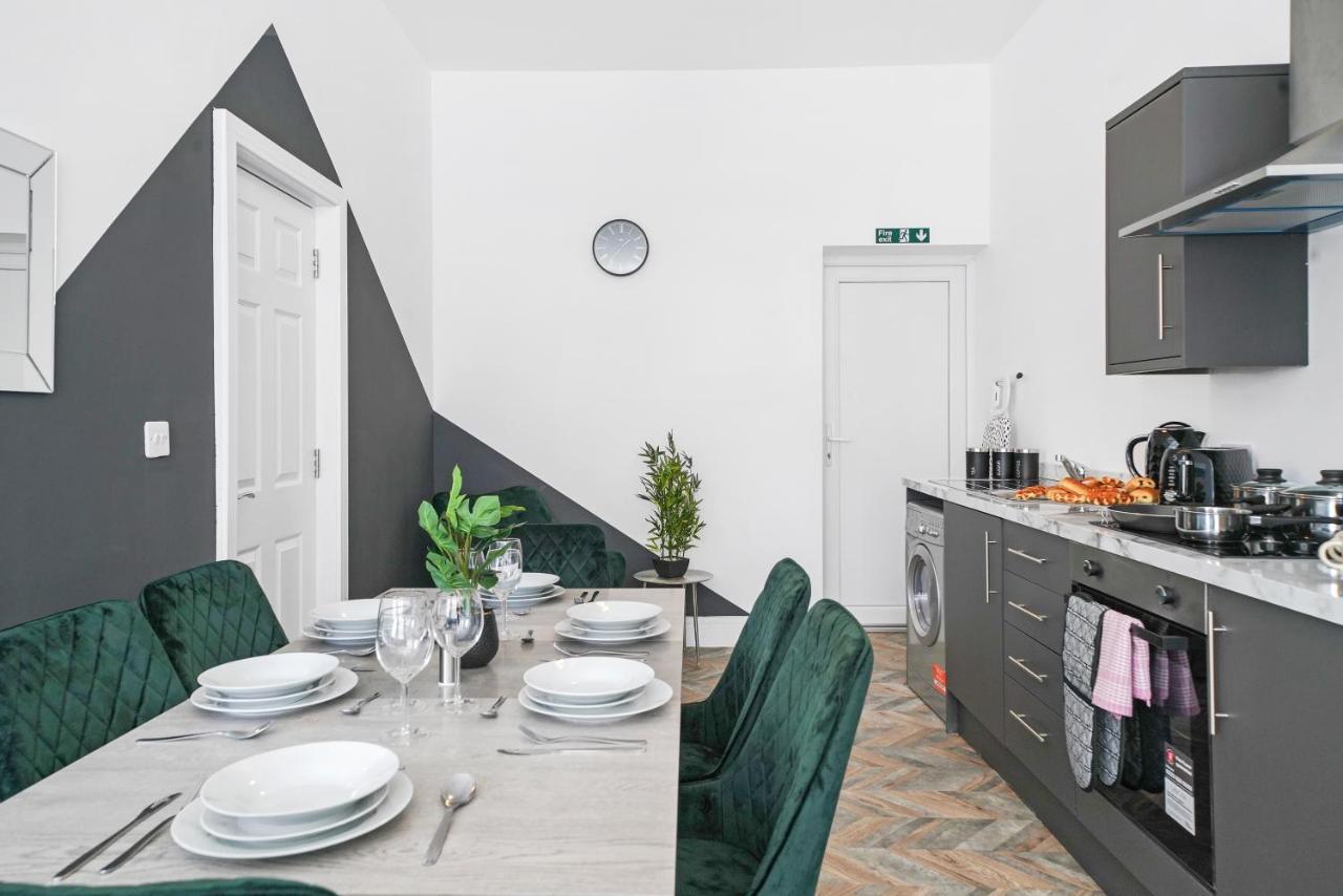 Luxe Holiday Apartments By Sasco Blackpool Extérieur photo